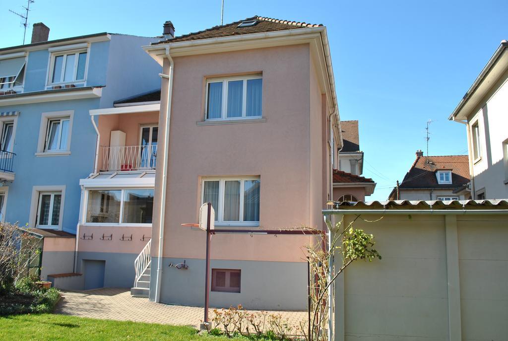 Апартаменты Logis Le 18 Rose Страсбург Экстерьер фото
